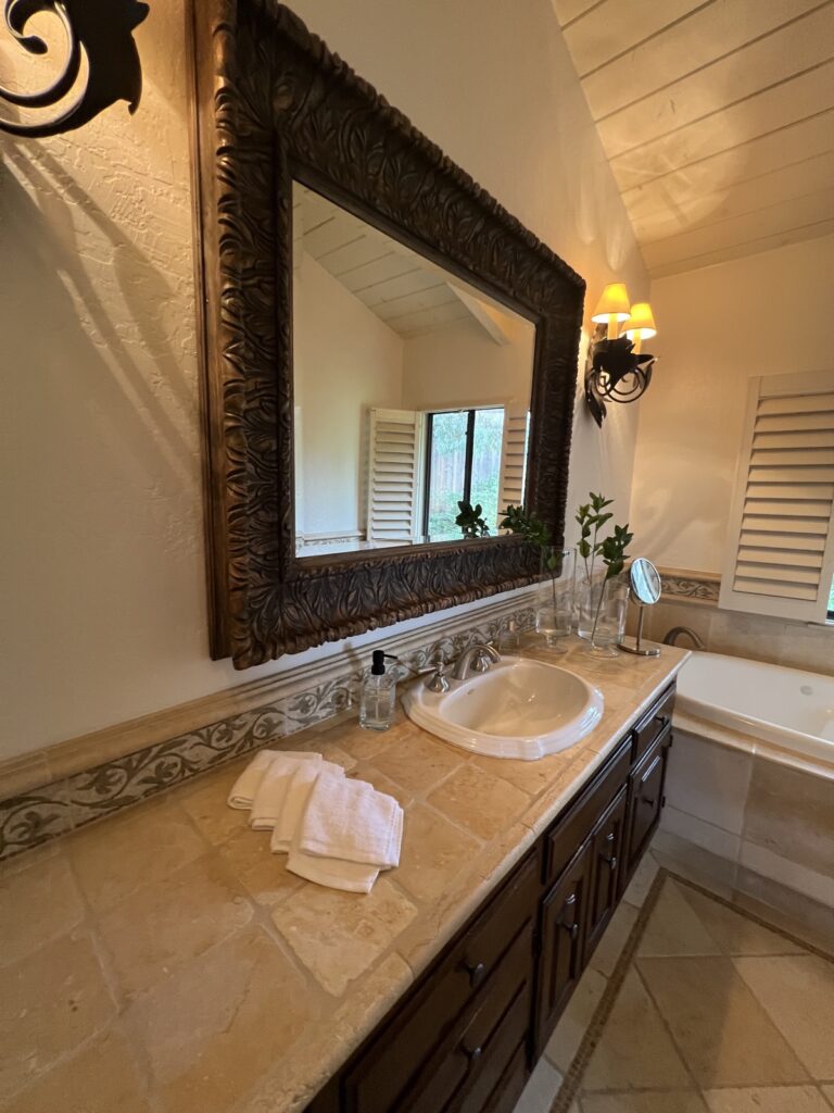 Freshly cleaned bathroom in San Mateo