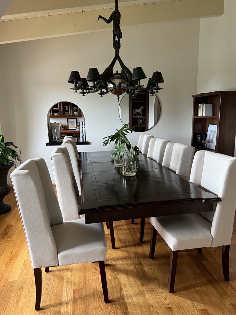 Clean dining room in a San Mateo home
